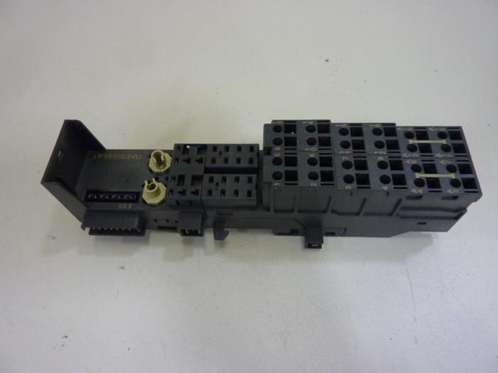Used SIEMENS Terminal Block 6ES7 193-4CF40-0AA0 #50632