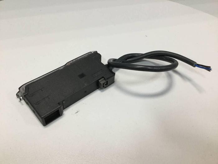 Used OMRON Photoelectric Sensor E3X-NA11 #99427