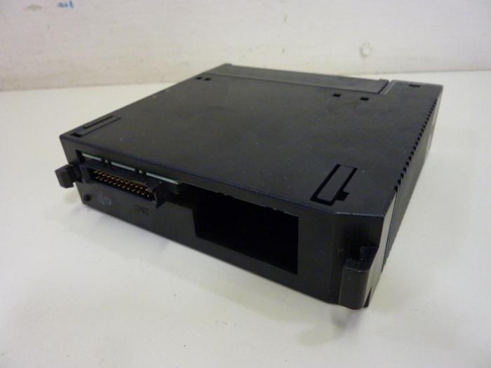 Used G.E. FANUC Input Module IC693MDL645E #55653