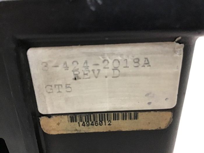 Used CINCINNATI MILACRON Camac VEL Operator Panel 3-424-2018A #142758