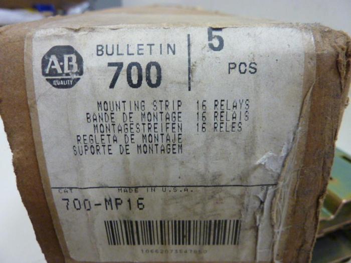 ALLEN BRADLEY Relay Mounting Strip 700-MP16 SER B #56779