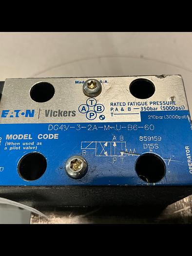 Used VICKERS DG4V-3-2A-M-U-B6-60