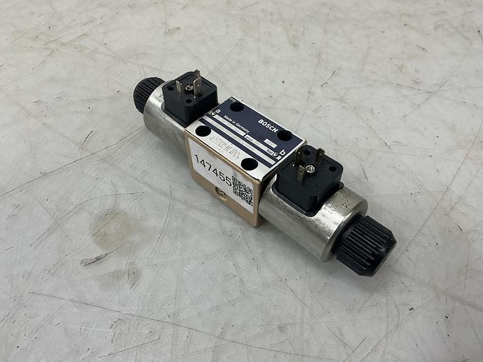 Used BOSCH 0 810 091 240 Valve Used #147455