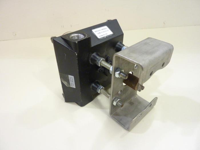 Used WESTLOCK Dual Display Monitor 9044N #42976