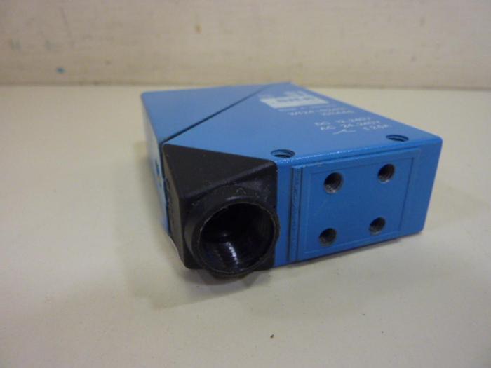 Used SICK Photoelectric Sensor WT24-R2401 #65094