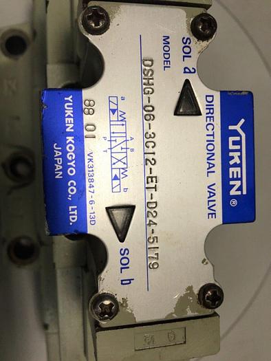 Used YUKEN Valve DSHG-06-3C12-ET-D24-5179 #144630