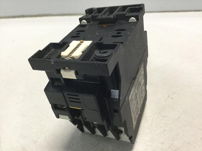 Used FUJI ELECTRIC Contactor SC-E02/G #103545