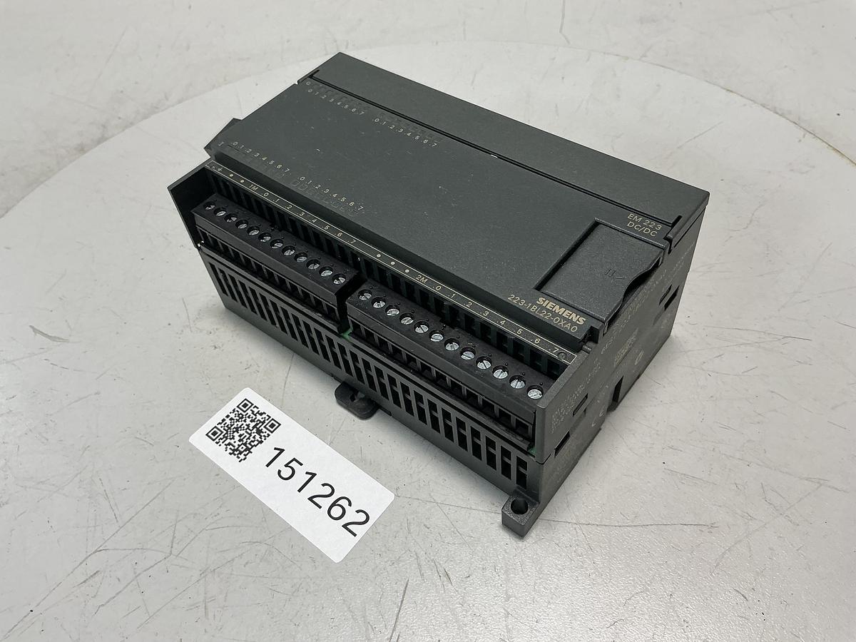 Used SIEMENS 6ES7 223-1BL22-0XA0