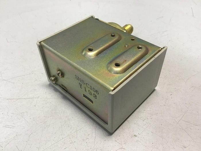 Used SAGINOMIYA SEISAKUSHO Pressure Sensor SNS-C106Y193 #125086