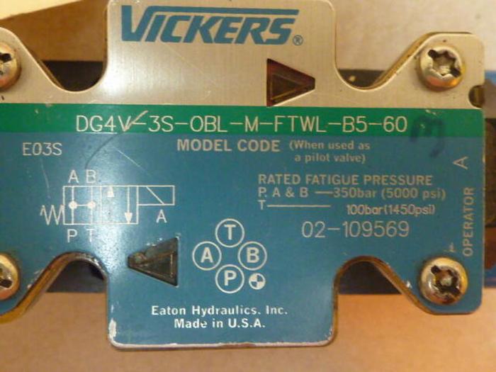 Used VICKERS Pilot Valve DG4V3S0BLMFTWLB560 #35172