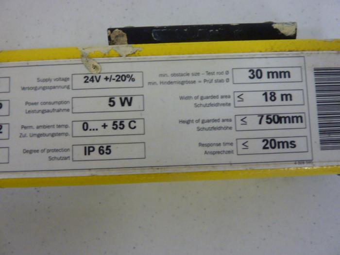 Used SICK OPTIC ELECTRONIC Light Curtain Sender MGSS75-12 #49842