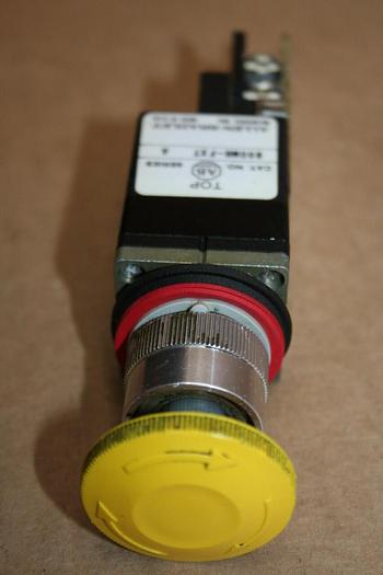 Used ALLEN BRADLEY Push Button 800MR-FXT YELLOW #18420