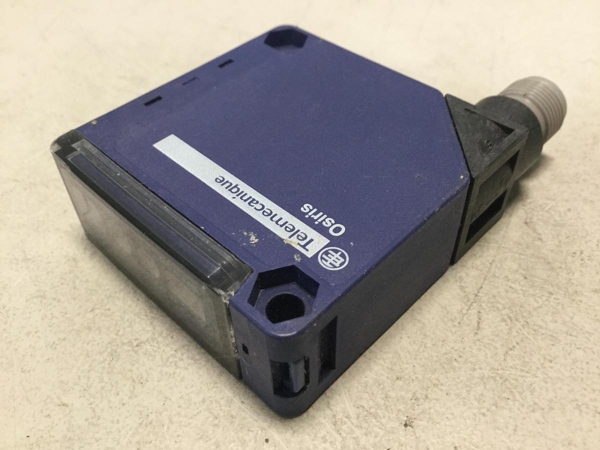 Used TELEMECANIQUE Photoelectric Sensor XUK0AKSAM12 USED