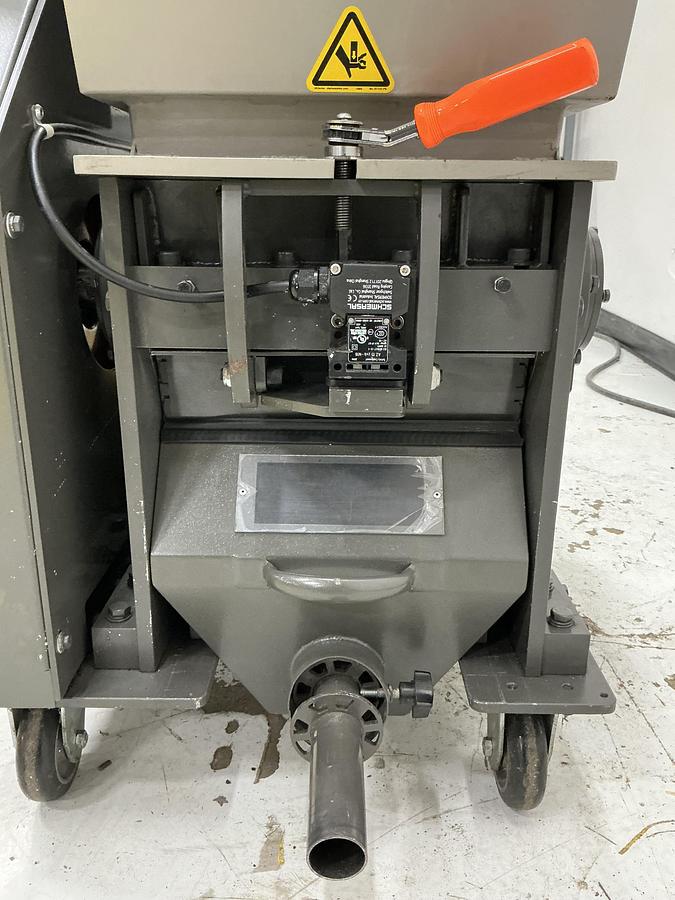 Used CUMBERLAND 6512