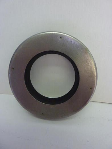 Used CR INDUSTRIES Oil Seal 306124 Used DNL SCRAPPED