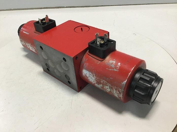 Used REXROTH Valve 4WE10J31CG24N924 Used