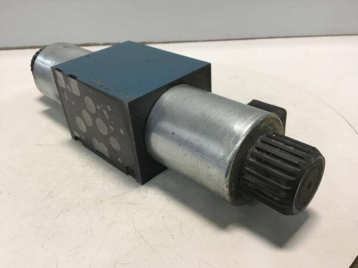 Used BOSCH Valve 0 810 001 700 #138034