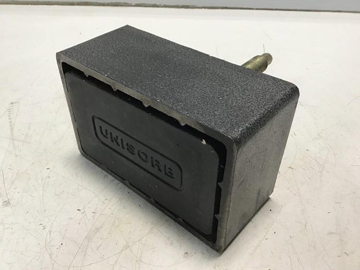 Used UNISORB Leveling Mount Pad 5 x 3 QUANTUM IM-51 USED