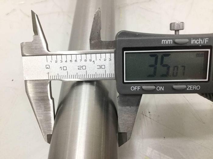 Used PARKER Clamp Cylinder 2.50 CJJ2HTS33A 22.375 USED