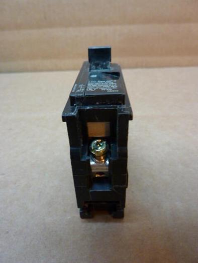 Used MURRAY 15 Amp Circuit Breaker MP115 #27756