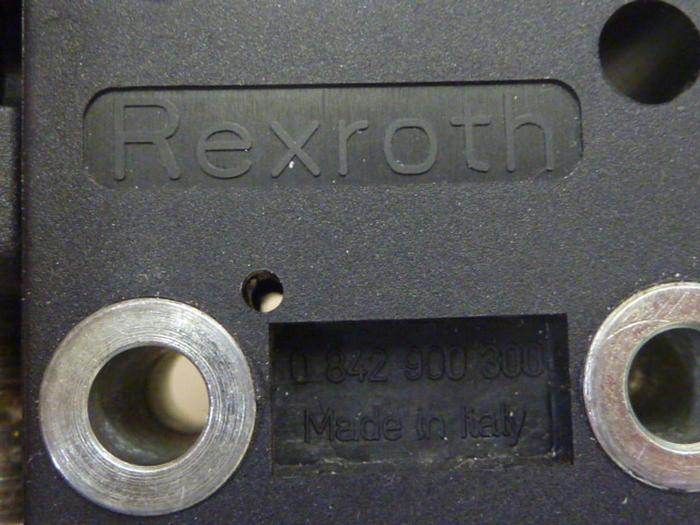 Used BOSCH REXROTH Latch Gate 0 842 900 300 #70316