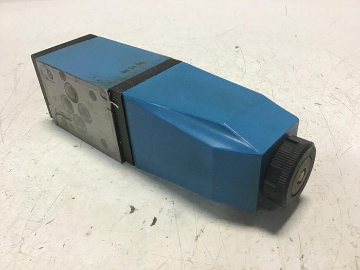 Used VICKERS Valve DG4V32AMUH730 #137501