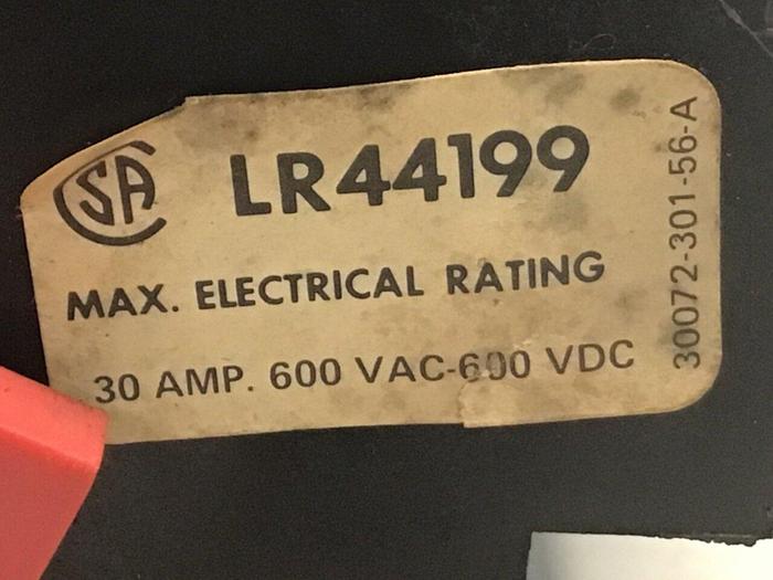Used SQUARE D 30 Amp Disconnect Switch LR44199 #127596