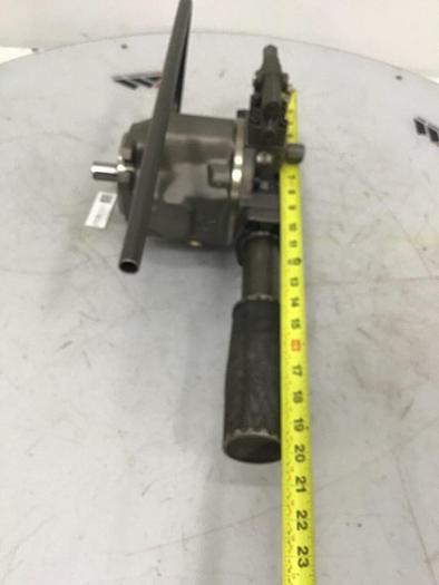 Used BRUENINGHAUS HYDRAULIK Pump A10VSO28DR/30R-PPA12N00-S0109 Used