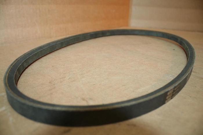 Used DAYCO Automotive V-Belt 42322 #18959