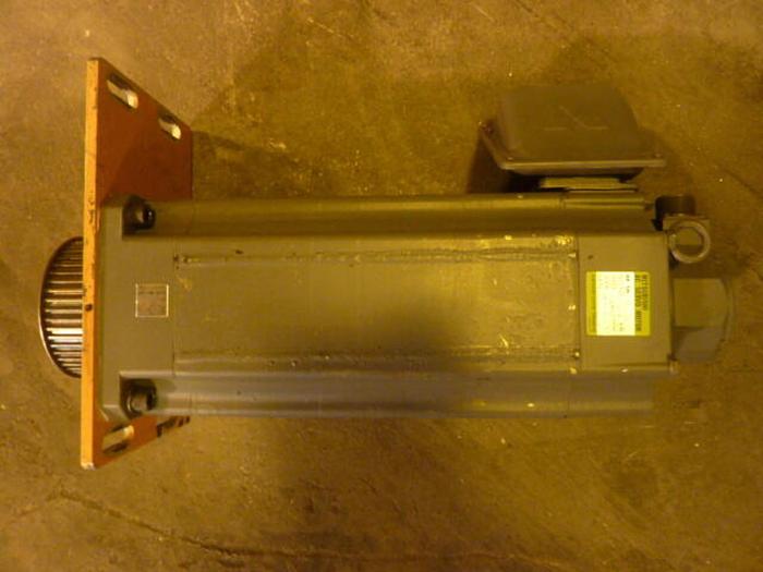 Used MITSUBISHI AC Servo Motor HA-SH  421-Y Used