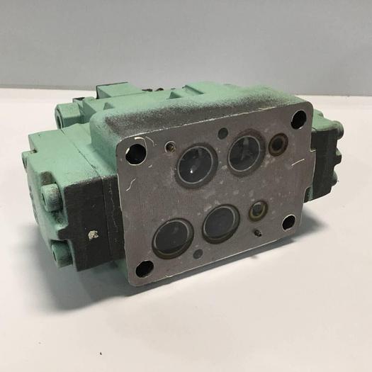 Used VICKERS Valve DG3V72AE10JASM01Z #91758