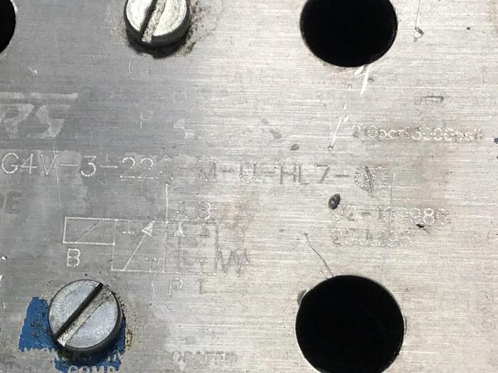 Used VICKERS Directional Hydraulic Valve DG4V322AMUHL760 Used