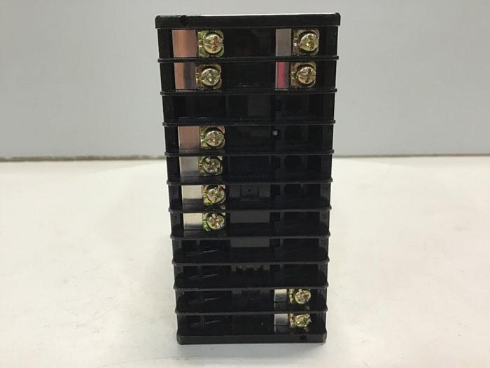 Used BARBER COLMAN Temp Control MBEA-02200-000-8-00 USED