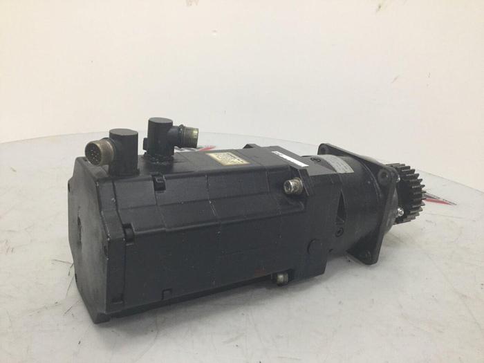 Used SIEMENS Brushless Servo Motor 1FK6083-6AF71-1TH0 WG Used