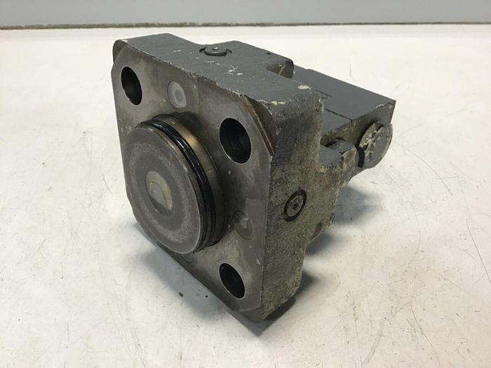 Used VICKERS Valve DG4V-3-6AL-M-U-HL7-60 #138479