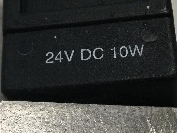 Used INFICON Gauge / Valve FL-9496 BALZERS #104206