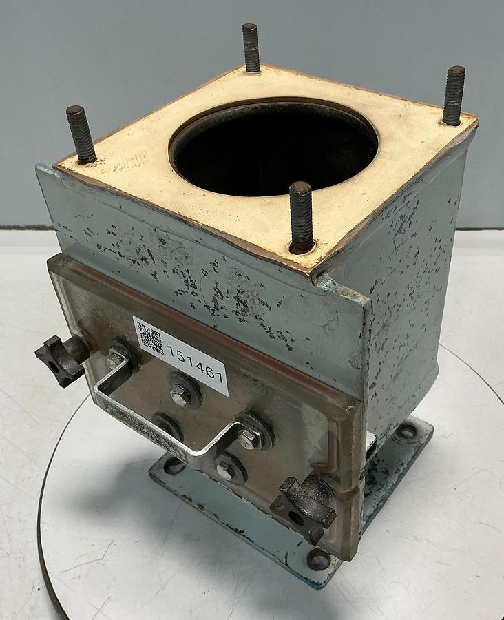 Used METAL FABRICATOR NO MODEL / NO TAG