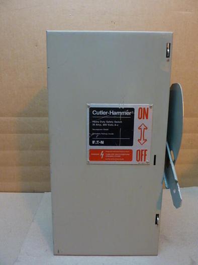 Used CUTLER HAMMER 30 Amp Safety Disconnect Switch DH361NGK #36025
