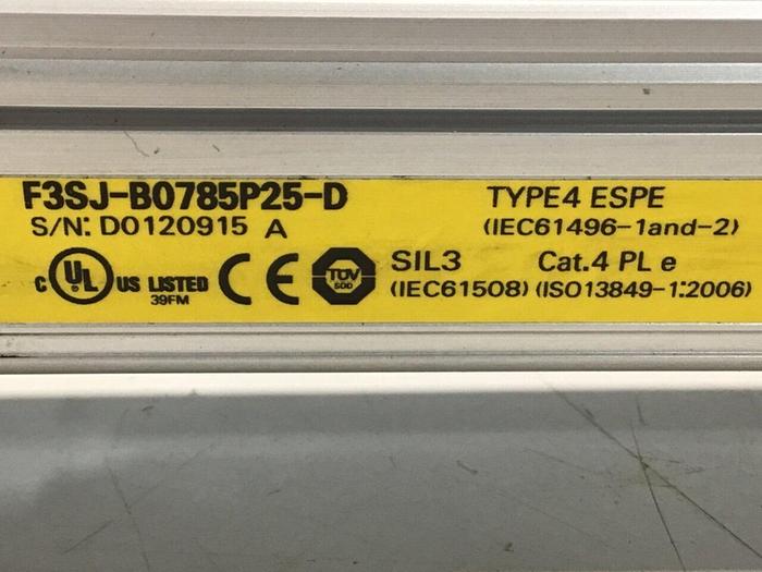 Used OMRON Safety Curtain F3SJ-B0785P25-D Used