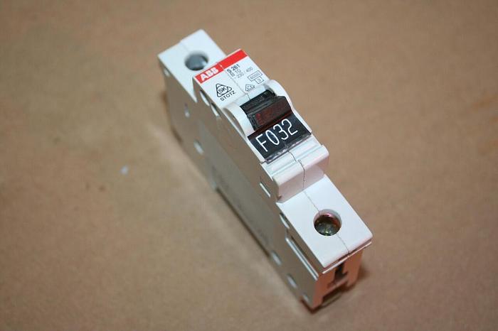 Used ABB 10 Amp Circuit Breaker S261-B10 #19879
