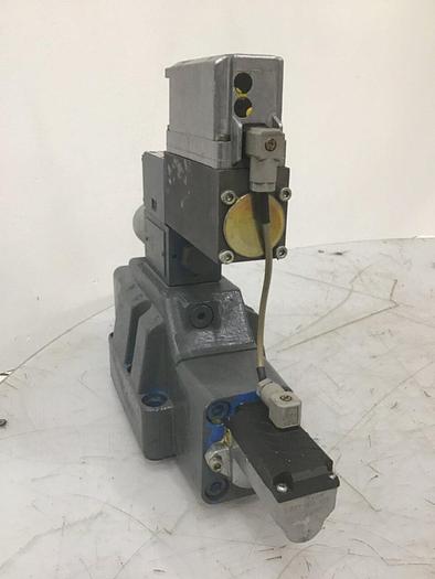 Used BOSCH Proportional Servo Valve 0 811 404 608 USED