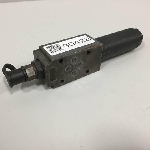 Used MANNESMANN REXROTH Hydraulic Valve ZDR6DP241150YM12 #90428