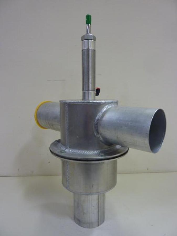 Used NOVATEC Station / Tee Valve 4IN ST VLV USED