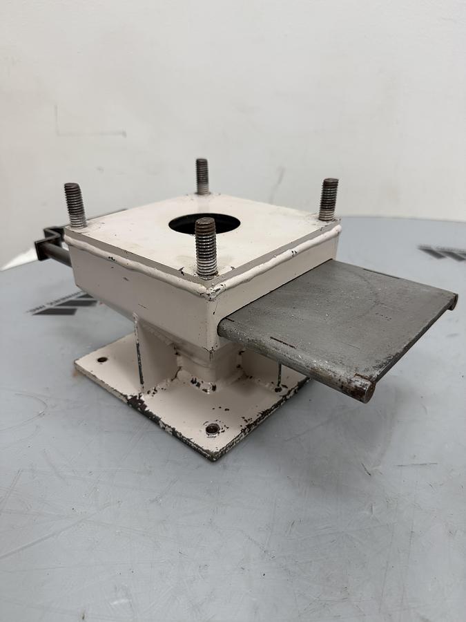Used METAL FABRICATING