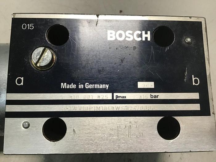 Used BOSCH Hydraulic Valve 0 810 001 825 #137484