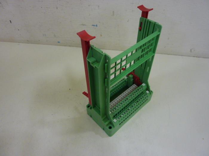 Used PHOENIX CONTACT Plug-In Card Holder SKBI64/F48 #59147
