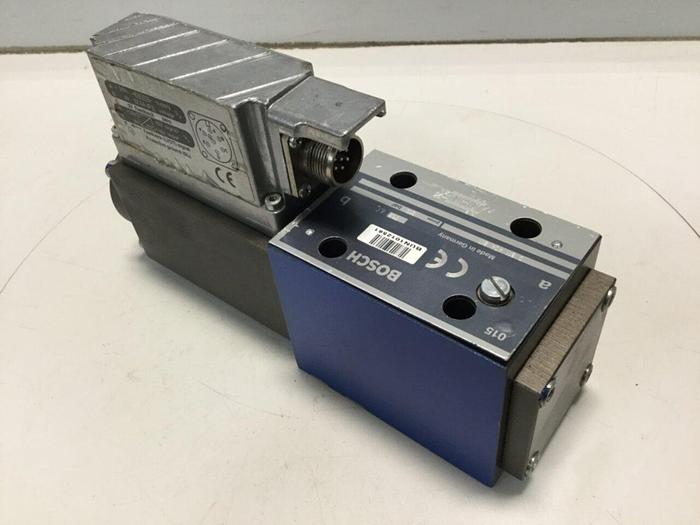 Used BOSCH Hydraulic Servo Proportional Valve 0 811 404 811 USED