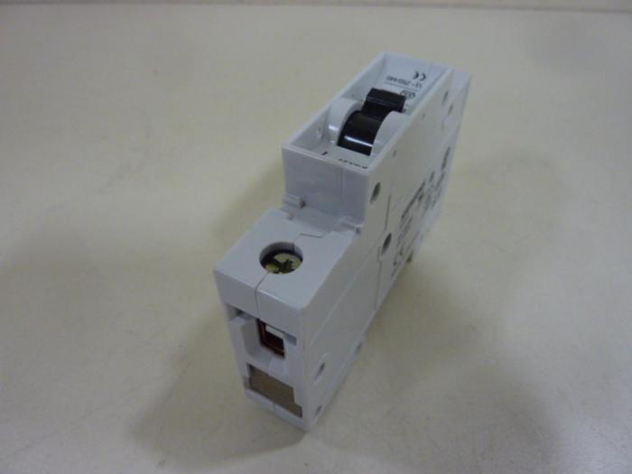 Used SIEMENS 1 Amp Circuit Breaker 5SX21D16 #52196