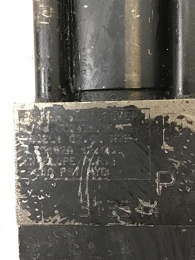 Used PARKER Hydraulic Cylinder 02.00 H2H LT51?2A 12.000 USED