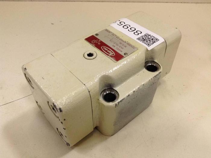 Used TOYOOKI KOGYO Valve HK3-YG1E-06A #87262